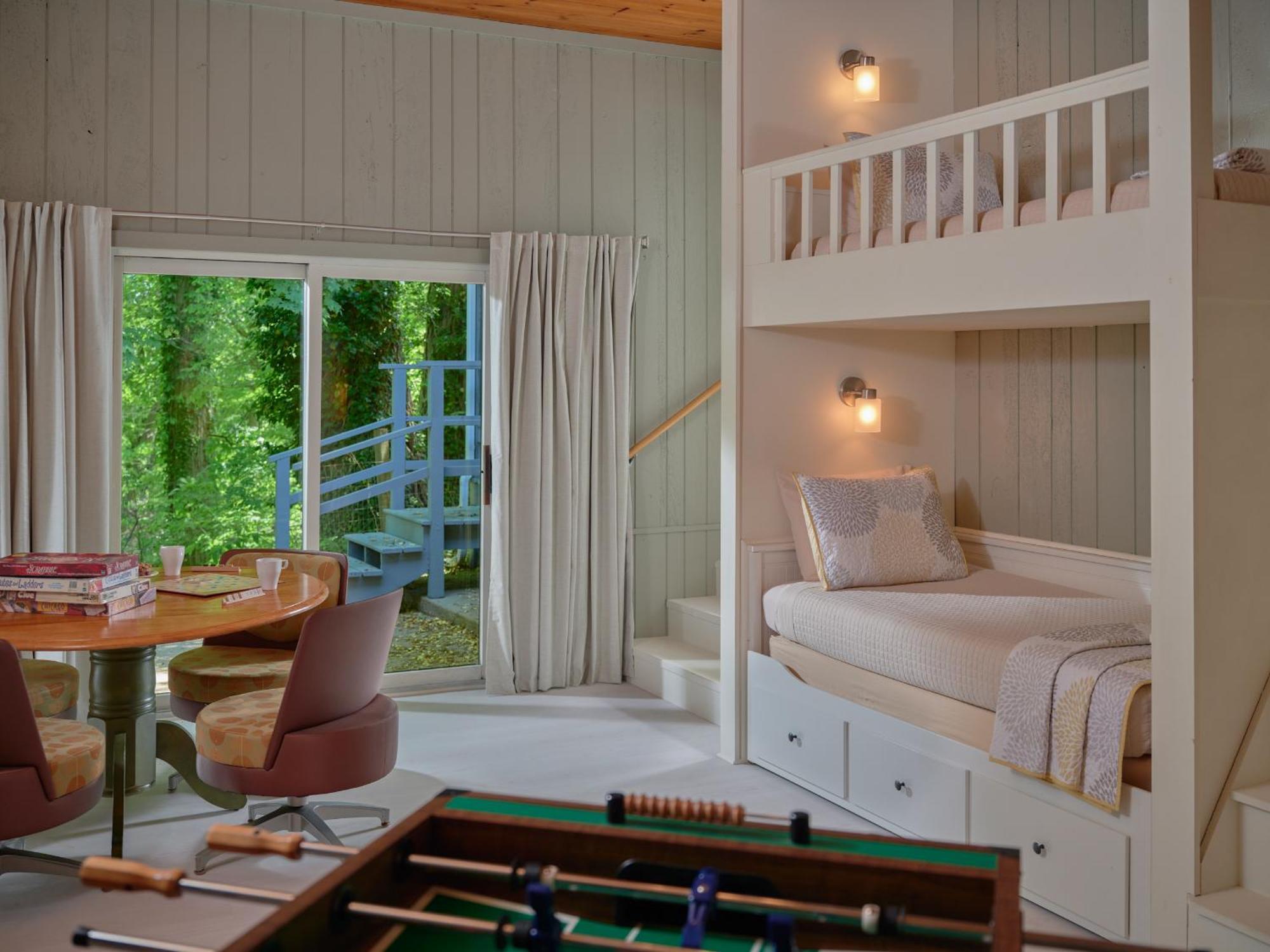 Goldberry Woods- A Modern Farm Resort Union Pier Exterior photo